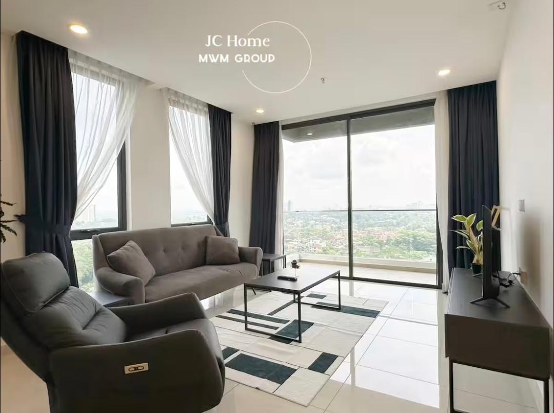 Suite lounge with balcony view